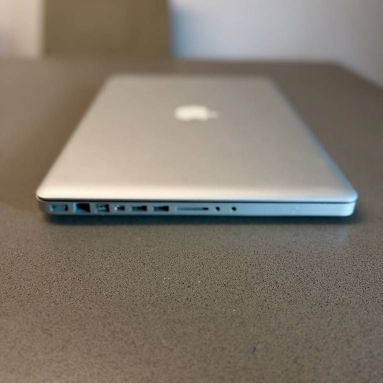 Portables: Apple MacBook Pro 15  Bastler  – Défectueux à Steinach par duju2018 2