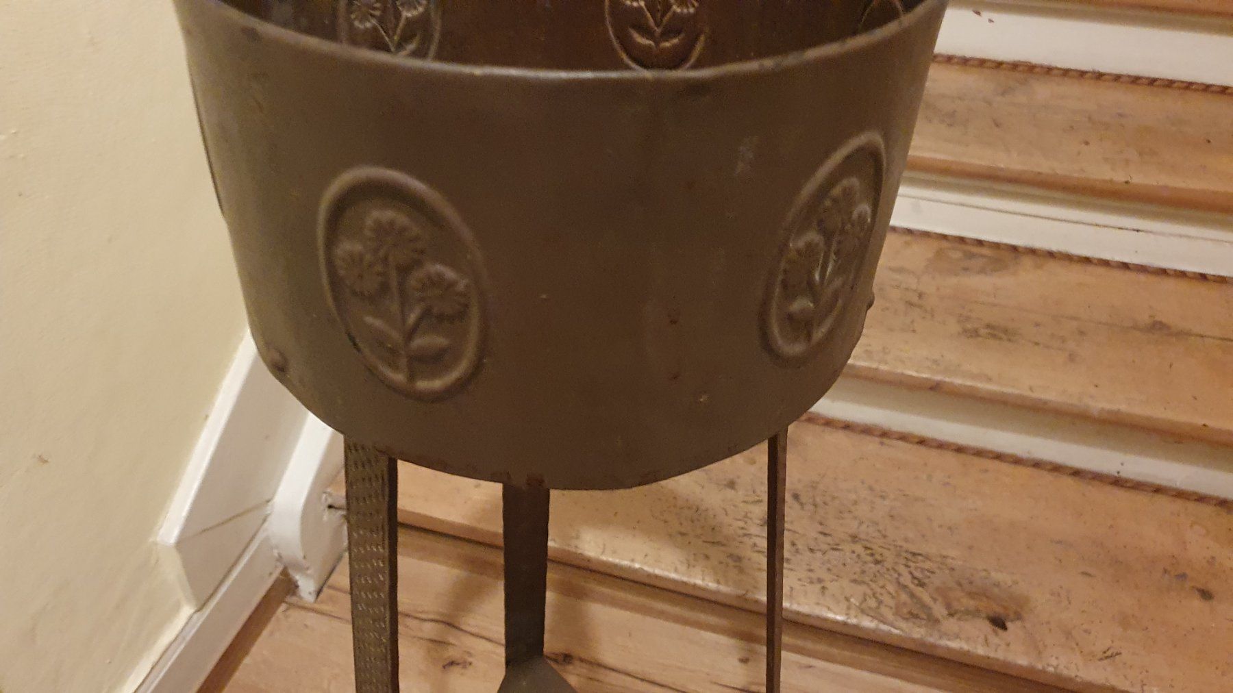 Sonstiges für Haushalt & Wohnen: Art Deco Blumenständer – Gebraucht aus Flawil von Naphtali 3