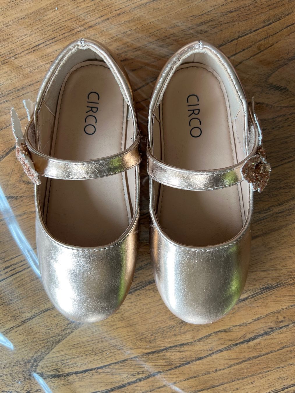 Schuhe für Mädchen: Mädchen Schuhe, Ballerinas, Gold, Grösse 27 – Gebraucht aus Veltheim AG von kronecker 2