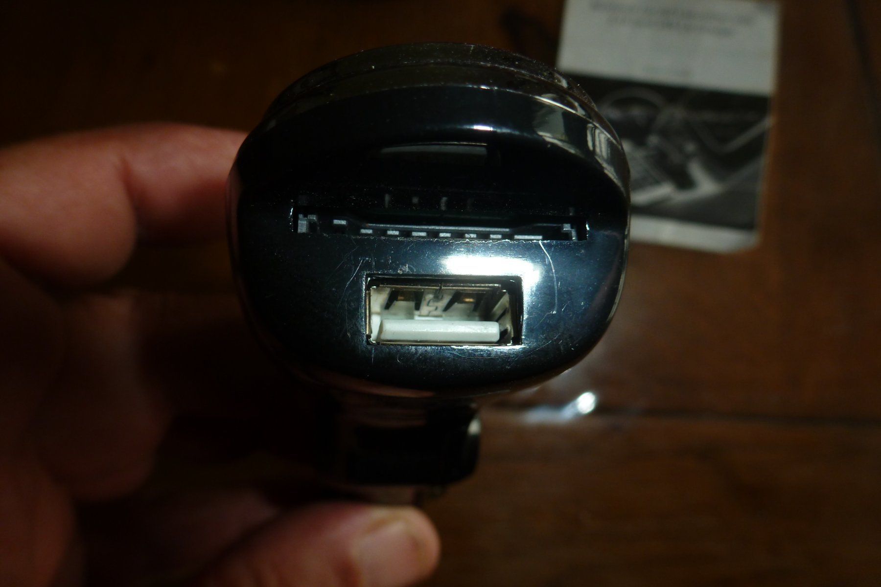 Unità & Adattatore: AIV T663 FM Transmitter ** Wie Neu – Usato da Emmen venduto da newcar4you 1