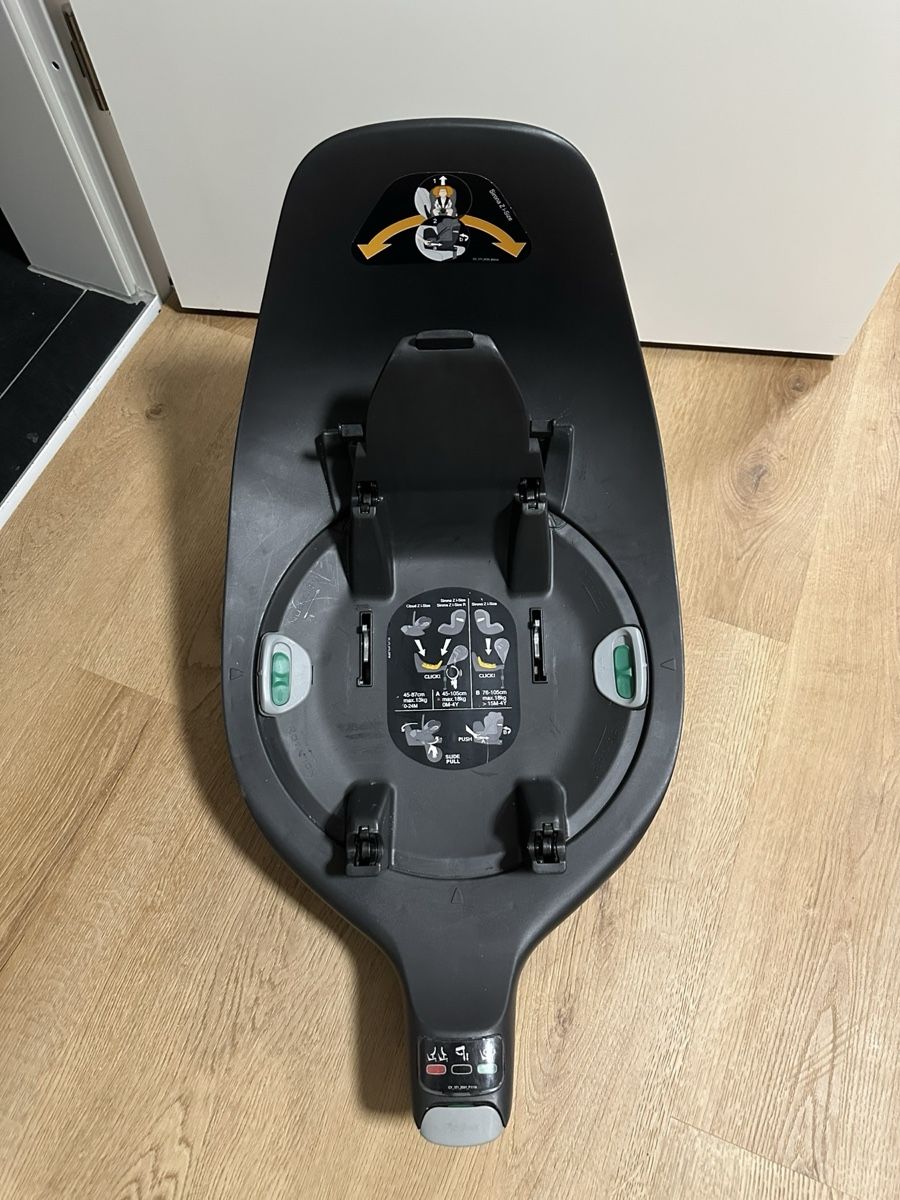 Cybex Seggiolini per auto: Cybex Sirone set (Base + Kindersitz) – Usato da Rothrist venduto da ruz_j7lf 1