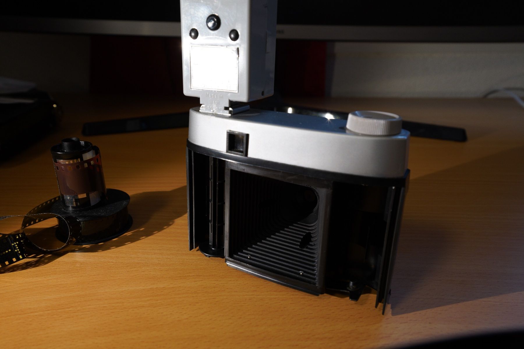 Fotocamera: Bilora Bella 66+ Duo Luce Blitz – Difettoso da Dagmersellen venduto da sim_zqh8 6