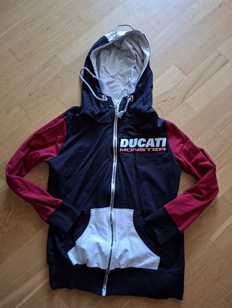 selbst genähte Jacke Grösse 42