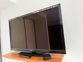 Sony Bravia 46-Zoll-LCD-Fernseher + Apple TV HD