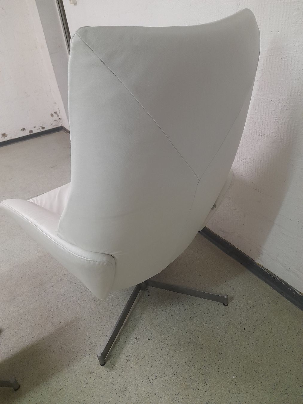 Poltrone: Sessel Mit Hocker – Usato da Glattbrugg venduto da B_B 6