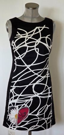 S 36 DESIGUAL Etuikleid mini WHY? schwarz weiss Blumenherz