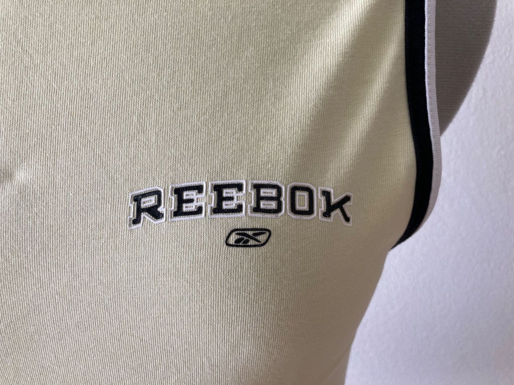 Tops: Top REEBOK, Gr. M – D'occasion à Samedan par chickenrun01 3
