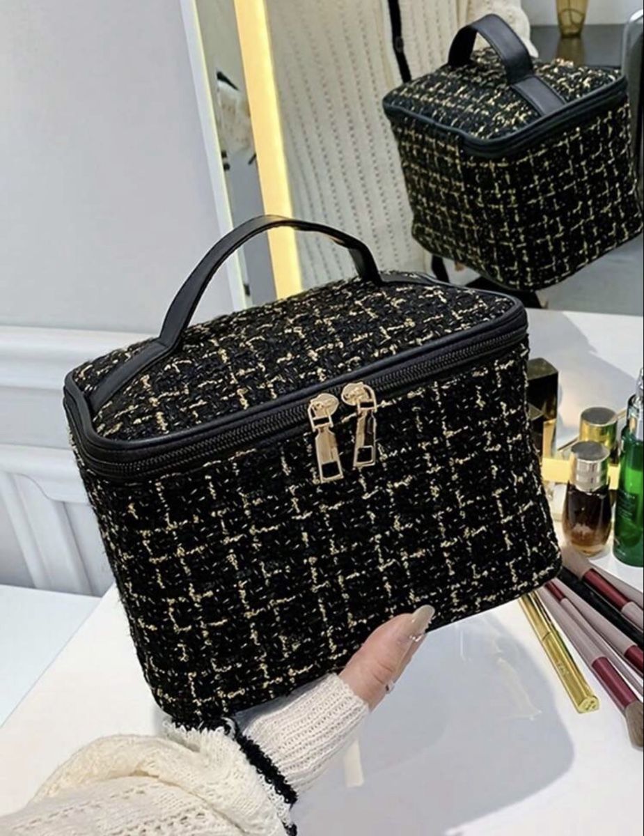 Custodie per cosmetici: Trousse de maquillage  – Nuovo e nell'imballaggio originale da Châtel-St-Denis venduto da Montclair_Swiss 3