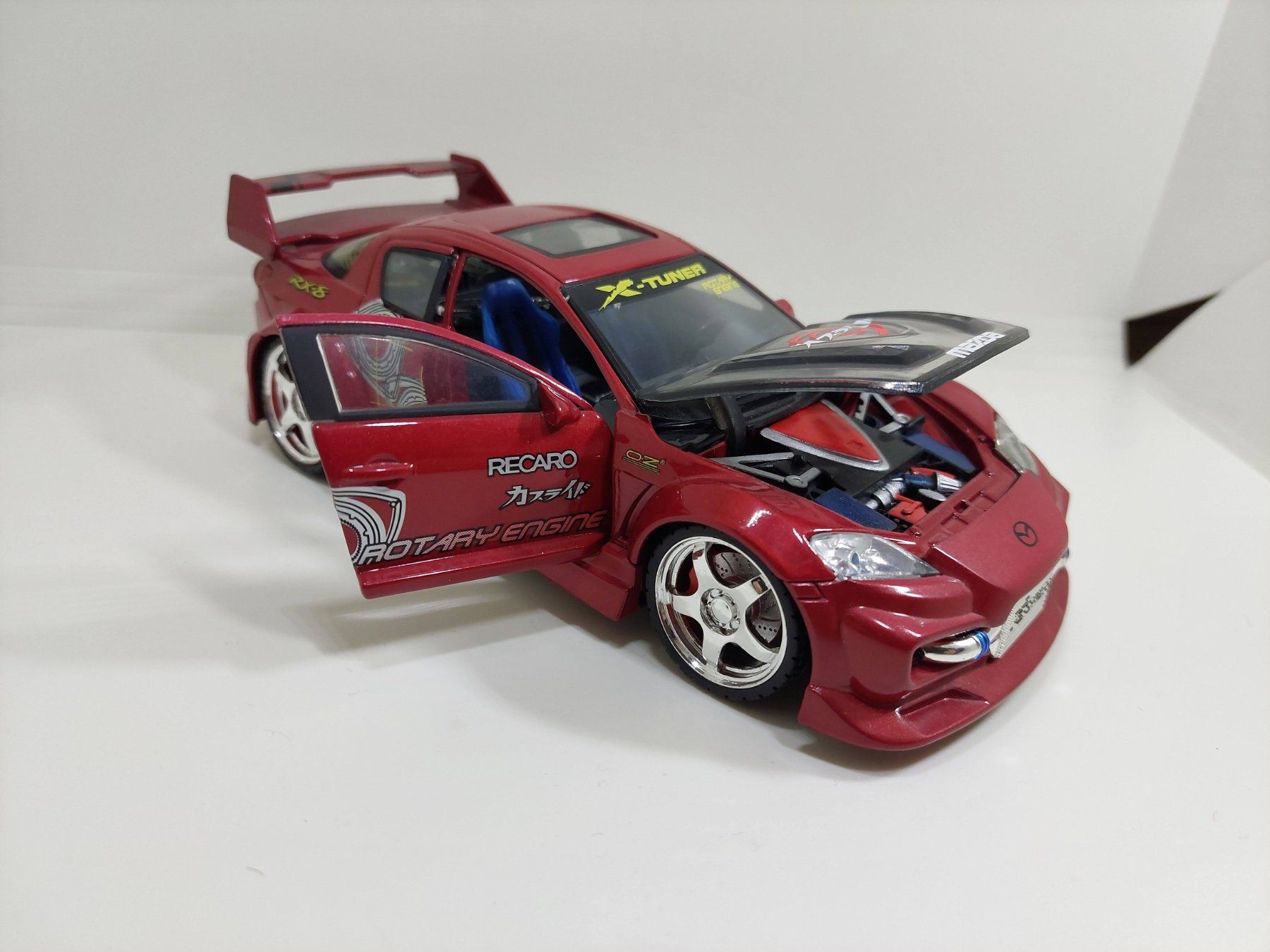 Mazda Modellini d'auto: 1:24 Mazda RX-8 Kentoys – Usato da Cugnasco venduto da AndyAlfa 3