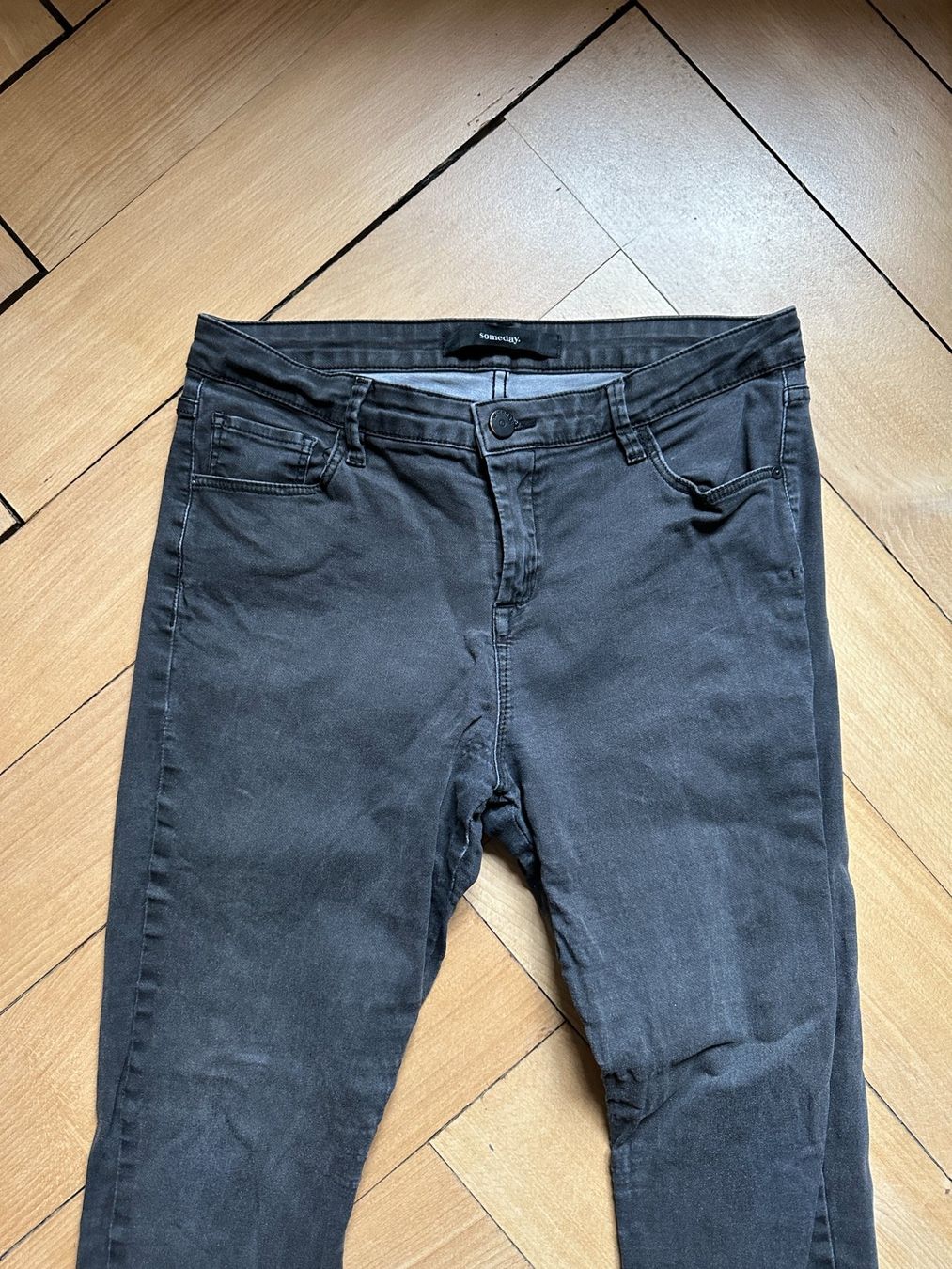 Jeans: SOMEDAY - Jeans dunkelgrau 38 – Usato da Zürich venduto da Diazaio 1
