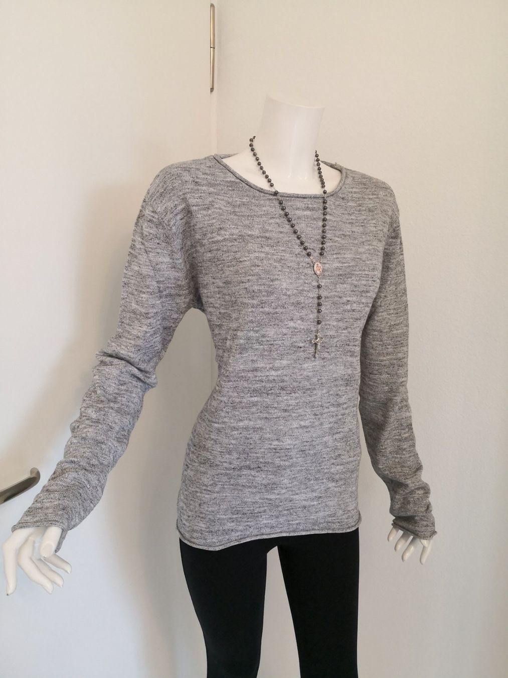 H&M Maglioni & Felpe: 🤩H&M STRICK-PULLOVER GRAU – Usato da Olten venduto da Naja-Twins-Twins 1