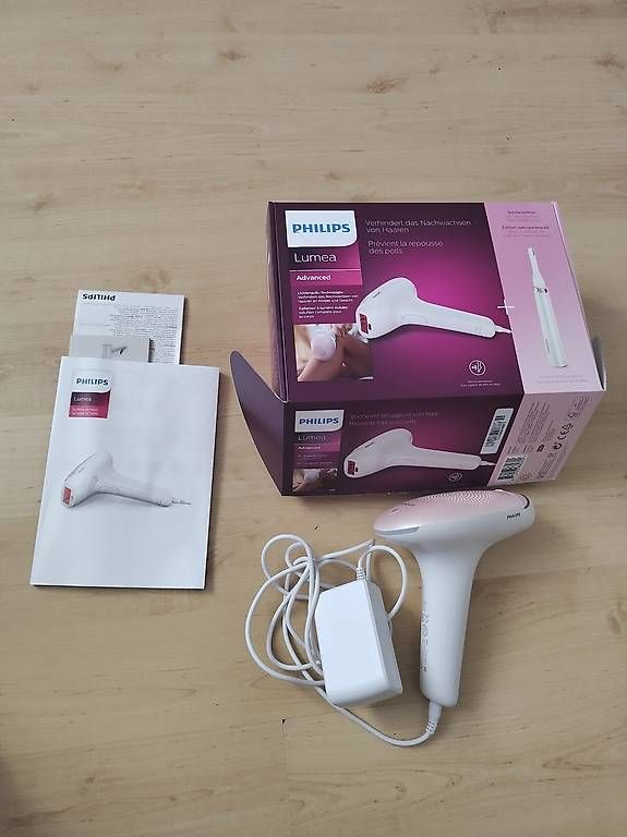 Epilatori: Philips Lumea Haarentfernung Gerät – Usato da Zofingen venduto da CM081