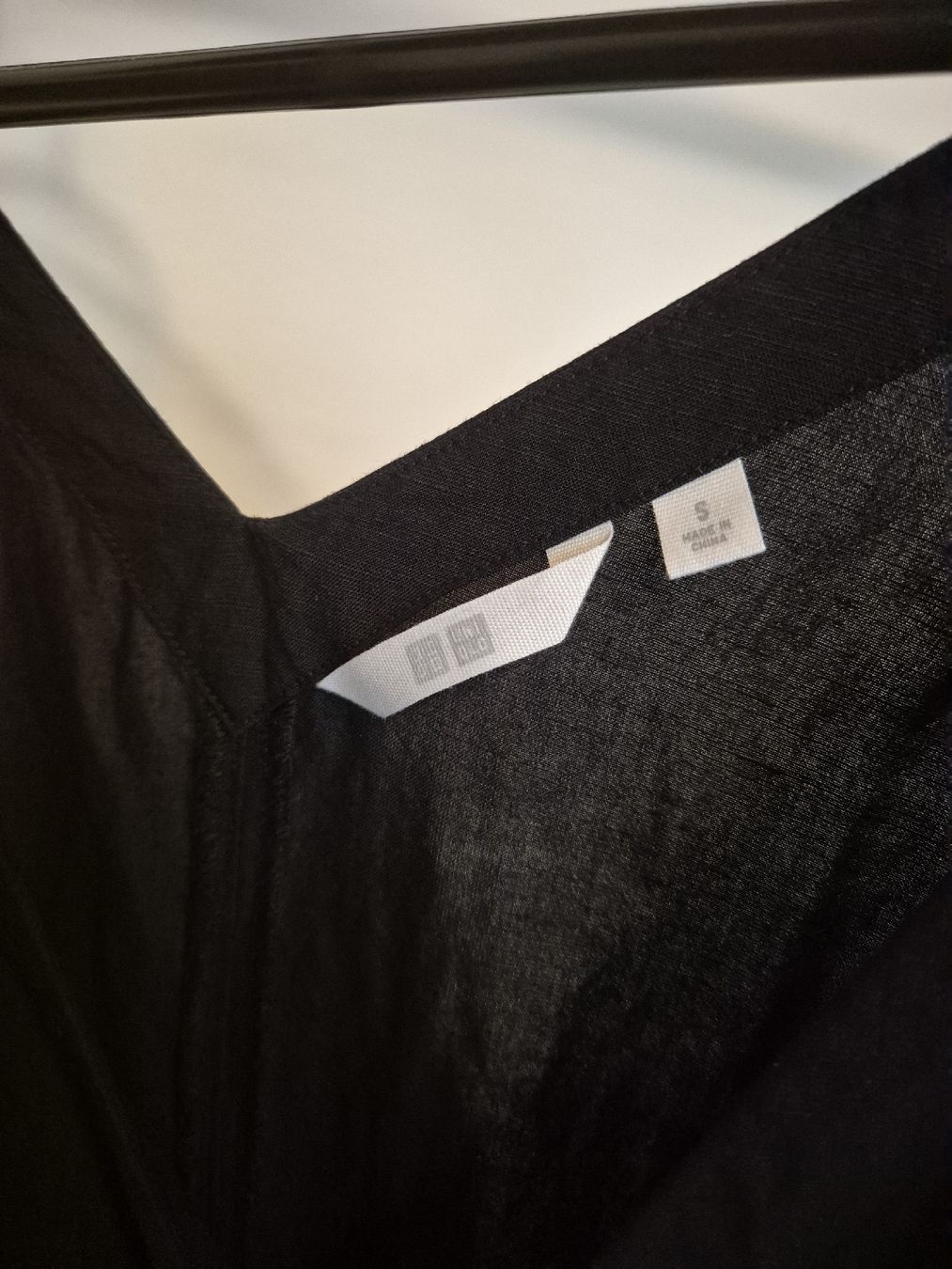Tute: Uniqlo Jumpsuit – Usato da Escholzmatt venduto da Commessa 2