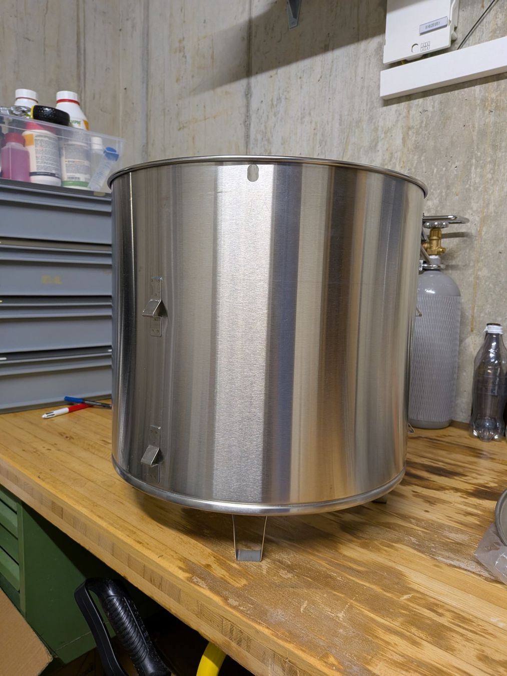 Pentole: A vendre système de brassage all in one 70L – Usato da Ecuvillens venduto da Moucebru 3