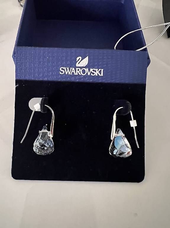 Orecchini pendenti & Orecchini a lobo: Orecchini SWAROVSKI  – Usato da Balerna venduto da gat_b8p2 1