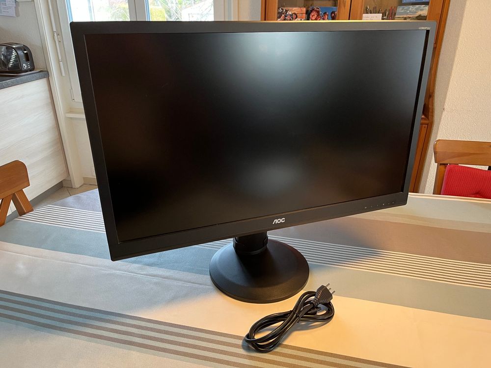 RENKFORCE T-900B 22,9 CM (9) MONITEUR + Défekt (285742