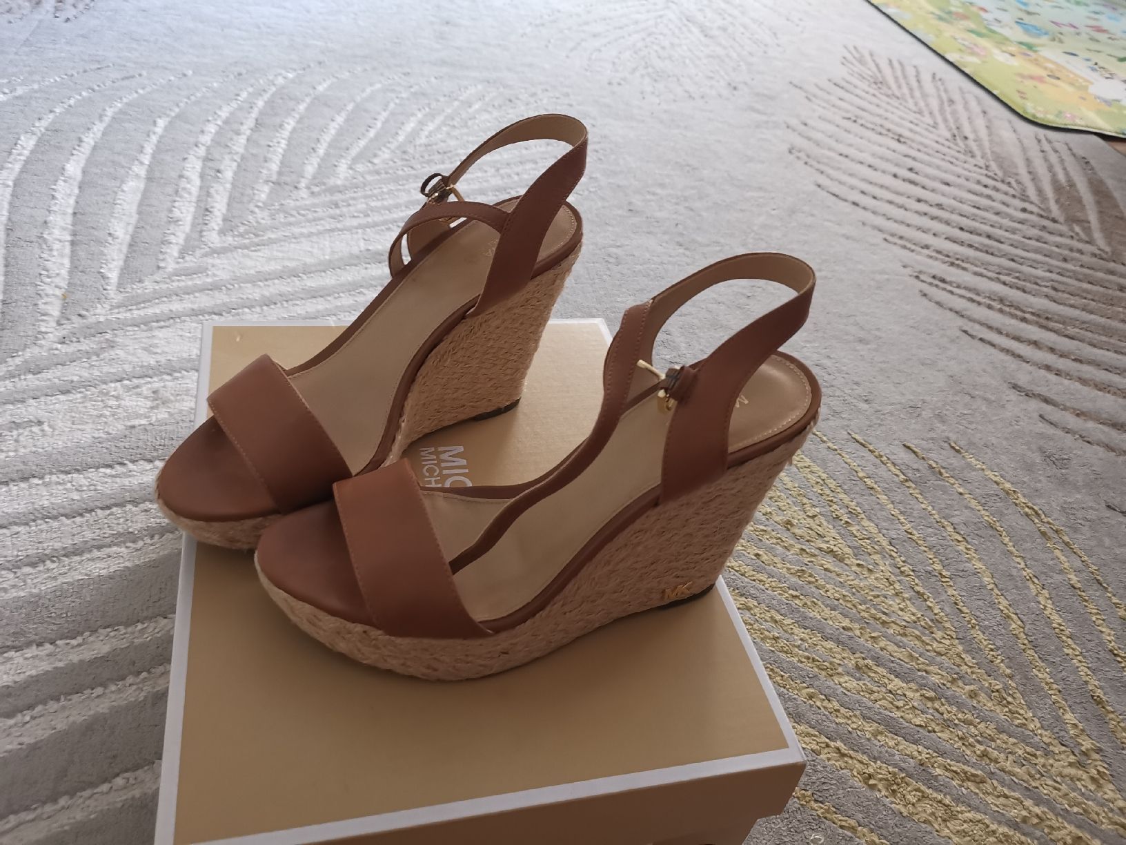 Michael Kors Damenschuhe: Sandales Michael Kors – Neu (gemäss Beschreibung) aus Biel/Bienne von Edi5Roli3 6