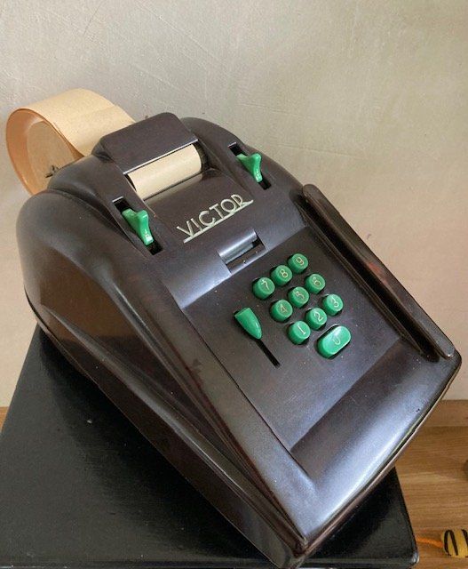 Taschenrechner: ViNTAGE Calculatrice bakélite VICTOR – Gebraucht aus Onex von gga_5vcf 2
