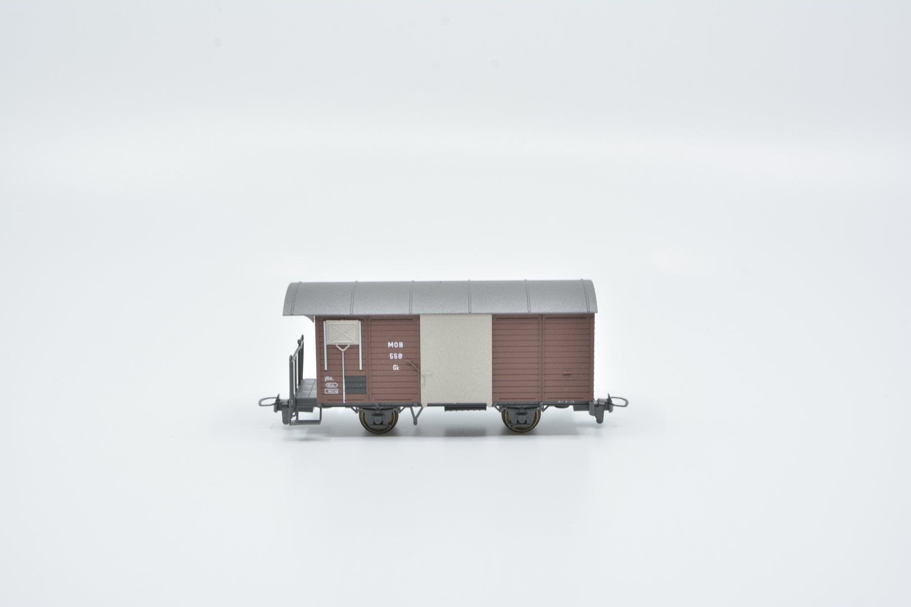 Bemo Modelleisenbahnen: Bemo H0m MOB geschlossener Güterwagen Gk 556 – Gebraucht aus Jona von  1