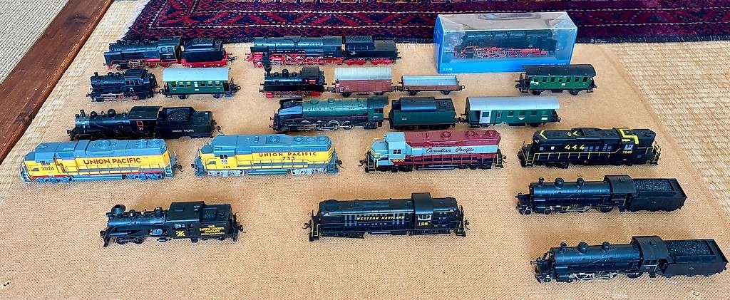 Modellini di ferrovie: Locomotives électrique - Lot – Usato da Genève venduto da dav_2vqd 1