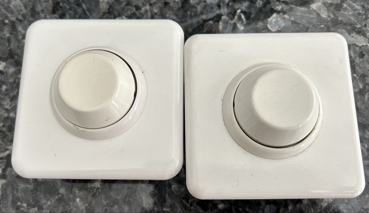 Schalter: 2x Licht Drehdimmer – Gebraucht aus Winterthur von stella67 1