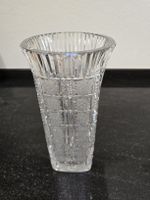 Elegante Kristallvase, handgeschliffen, 23cm hoch