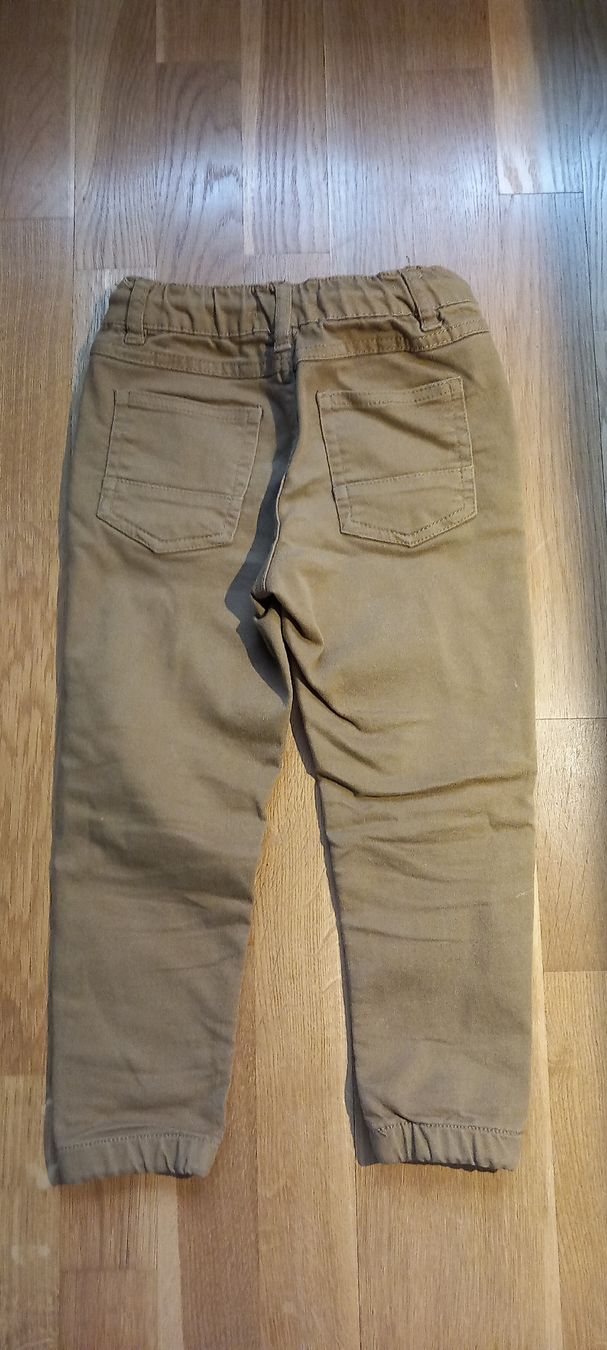 La Redoute Hosen: Kinder Hose braun Grösse 110 – Gebraucht aus Oberburg von liawit 1