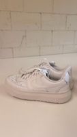 Nike Schuhe Grösse 41