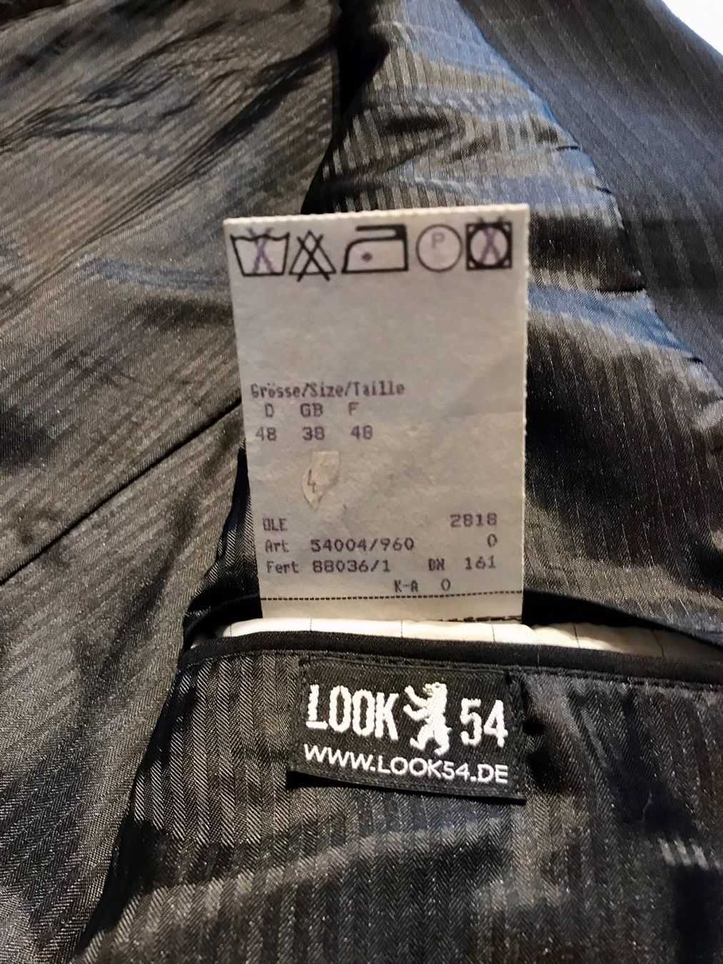 Jacken: Veste de soirée Look 54 Berlin – Gebraucht aus Lupfig von GuillaumeReipold 4