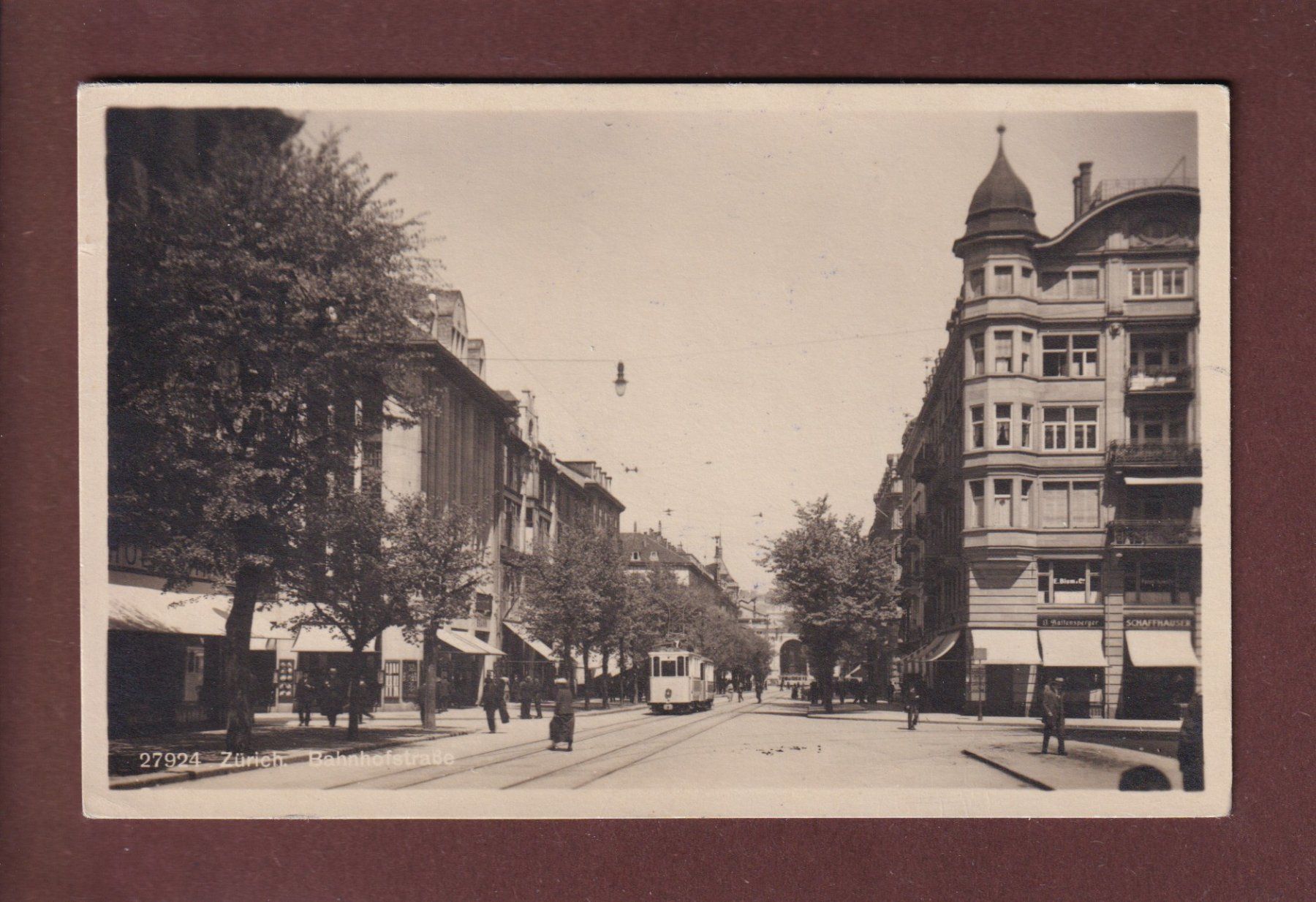 Cartoline postali: ZÜRICH - Bahnhofstrasse - Tram – Usato da Pully venduto da nicecards