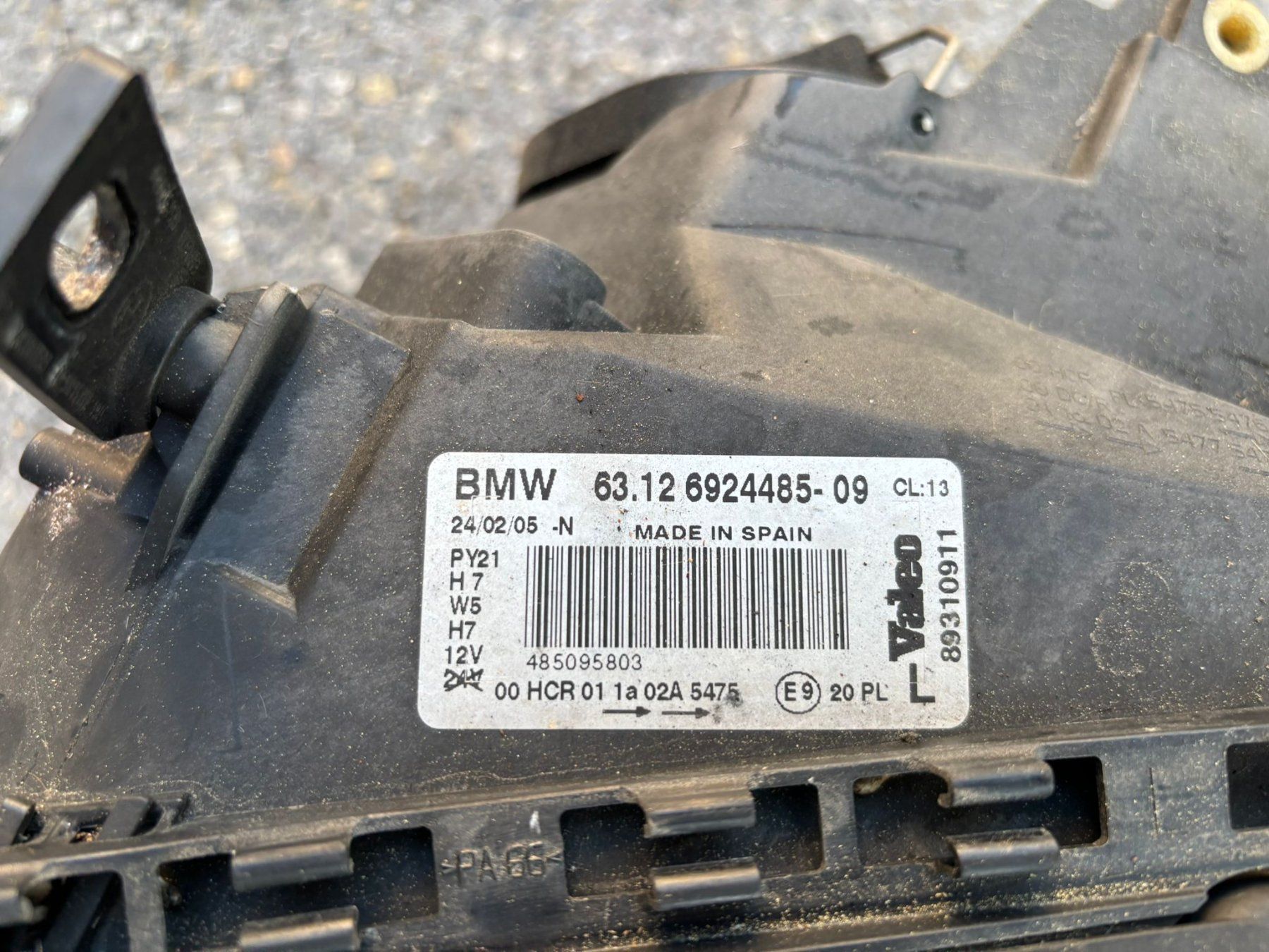 BMW Tutti pezzi di ricambio auto: BMW 120 Scheinwerfer links E 87 JG 2005 – Usato da Rothenhausen venduto da Deltassion 3