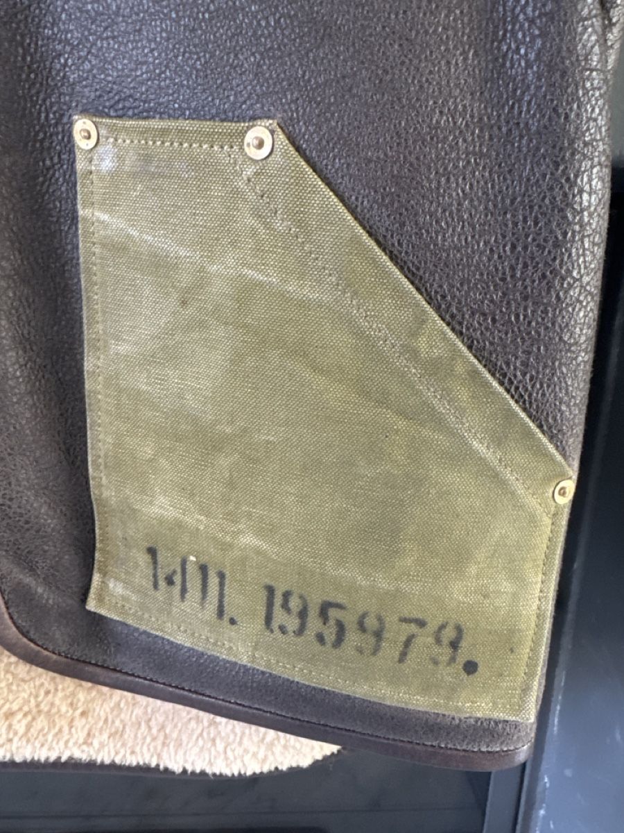 Gilet & Giacche: Thedileather B3 Bombervest – Usato da Winden venduto da Vintage1977 3