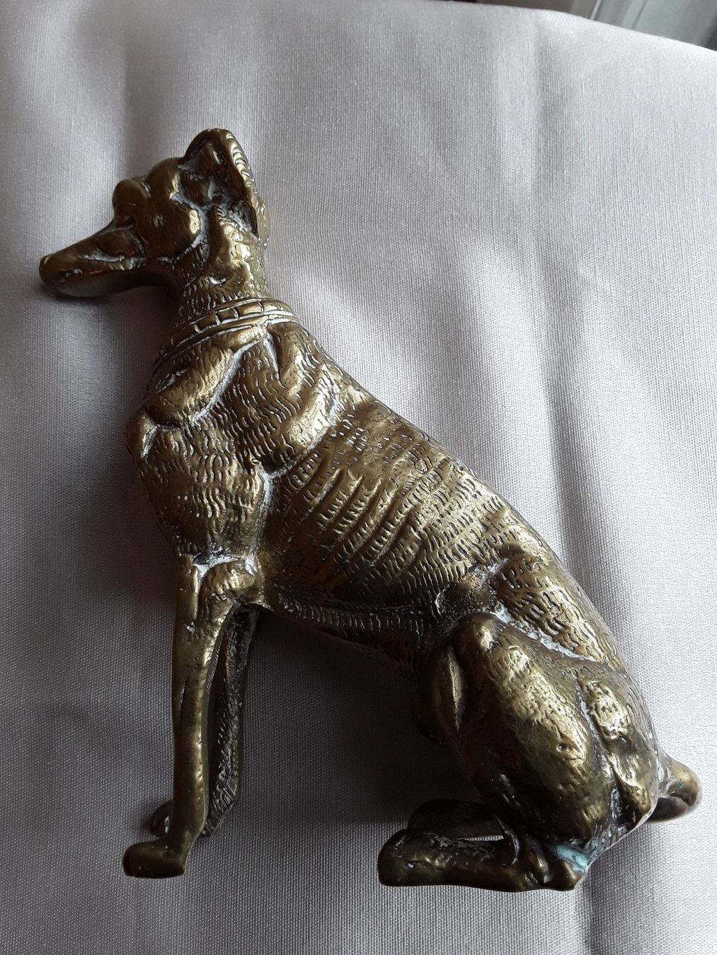 Statuette: Eleganter Messing Windhund – Usato da Zürich venduto da sanwit 5