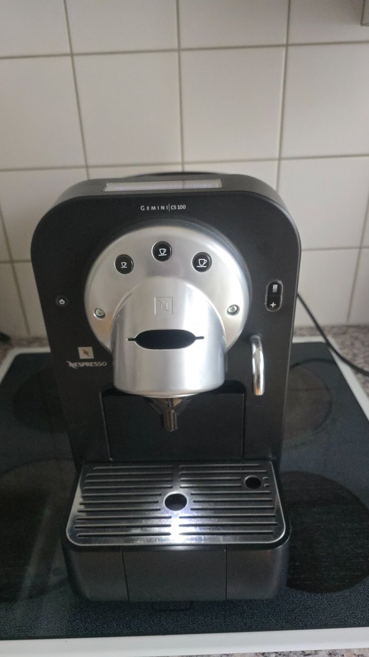 Nespresso Macchine per caffè & Macchine per espresso: Nespresso Gemini CS100 – Usato da Wallisellen venduto da theblacksheep