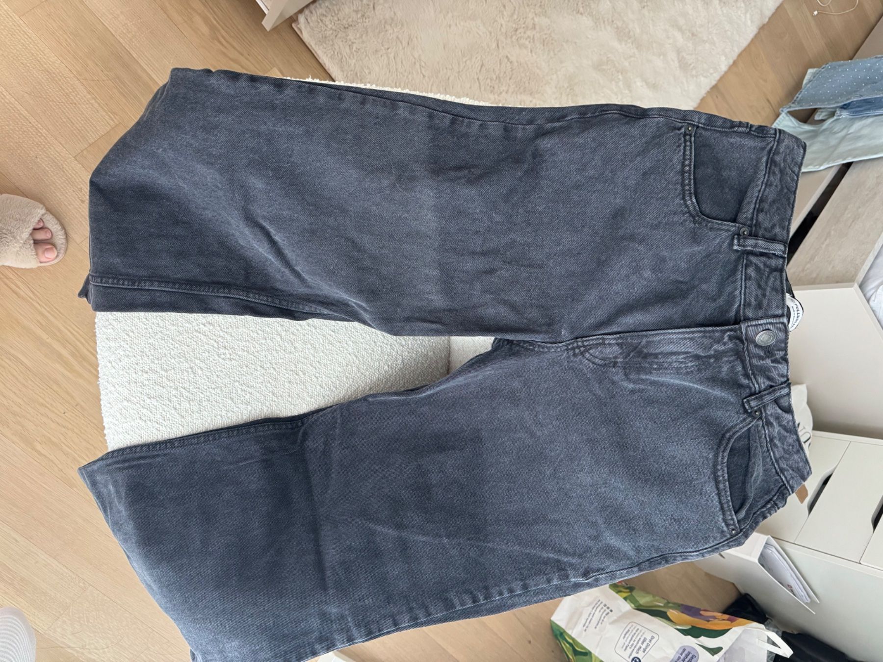 Jeans: Diverse Jeans in gutem Zustand. – Usato da Wil SG venduto da ibr_277w