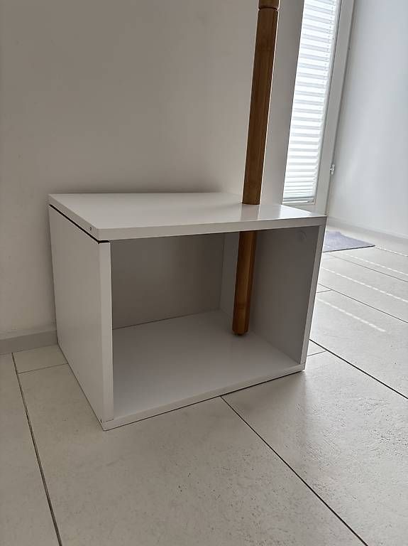 Porte manteau: Porte-manteau design – D'occasion à Fribourg par Brosciuttofunghi 2