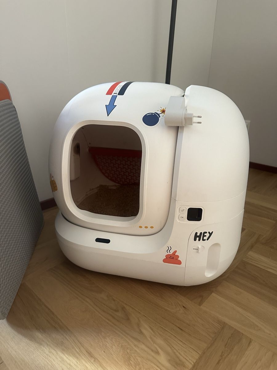 Gattaiole: Automatic Pet Litter Box White  – Usato da Zürich venduto da opr_c8ry 1