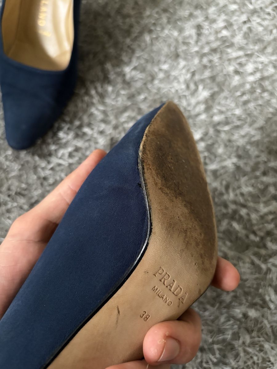 Prada Scarpe da donna: Prada Milano Navy Blue Heels – Usato da Brislach venduto da edu_t6pq 4