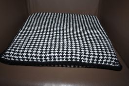 1 Set 4 Sitzkissen schwarz-weiss 40x40cm NEU