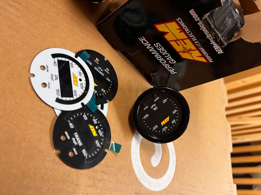 AEM Electronics' Digital Performance Gauges (350Z) Kaufen auf Ricardo