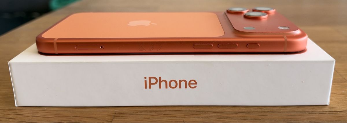 Apple Telefoni cellulari / Smartphones: iPhone 17 Pro Max 256GB Cosmic Orange – Usato da Toffen venduto da lar_bn5p 3