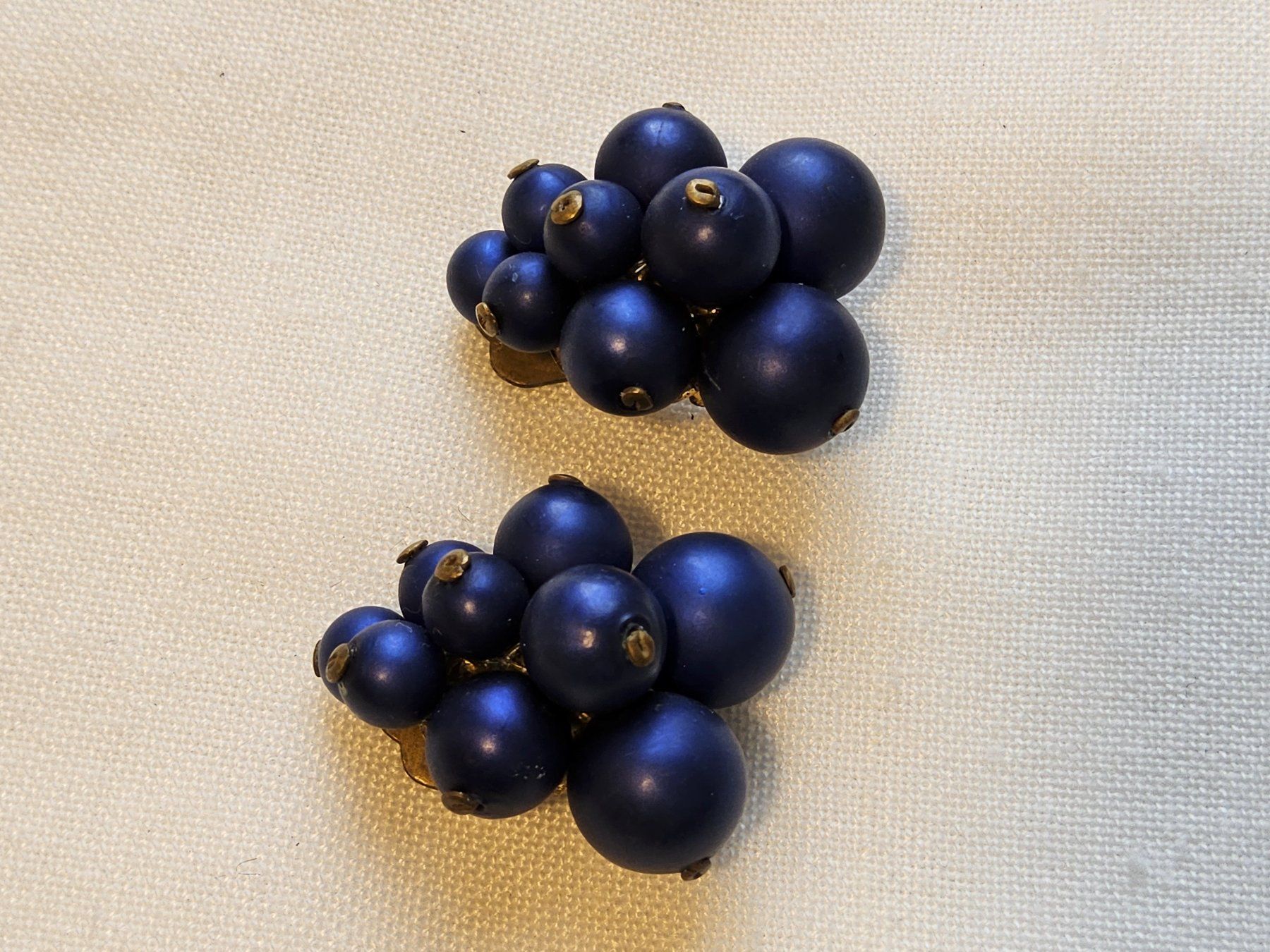 Orecchini pendenti & Orecchini a lobo: Antike Art Déco blaue Ohrclips ca 1930 – Usato da Zürich venduto da gutsan 1