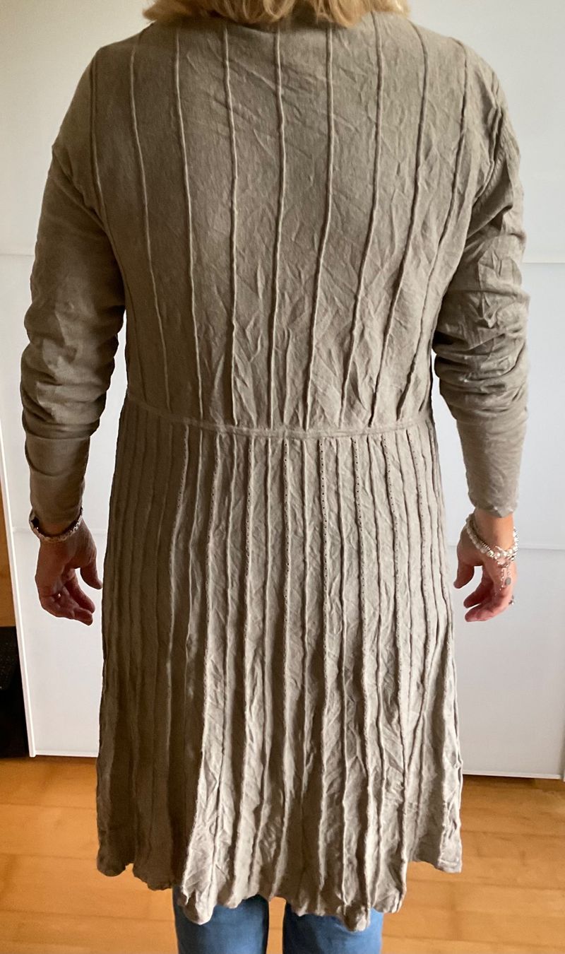 Nile Giacche: Strickjacke lang Nile – Nuovo (secondo la descrizione) da Amriswil venduto da Chmm1 2