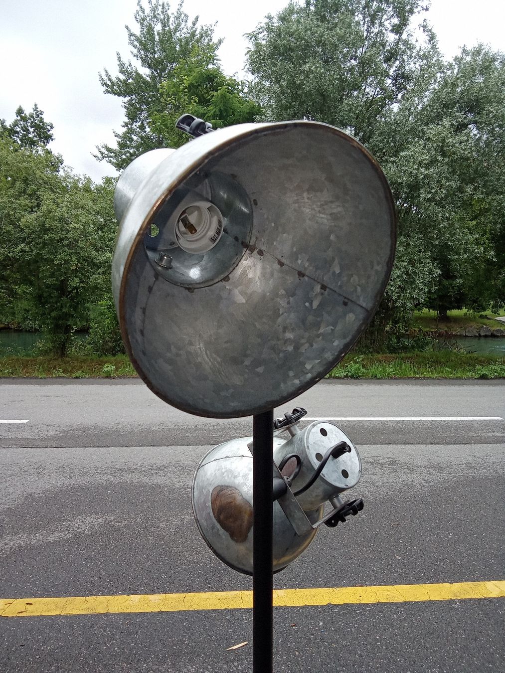 Lampade: Stehlampe Metall Industrie Design – Usato da Erstfeld venduto da Tomalov 4