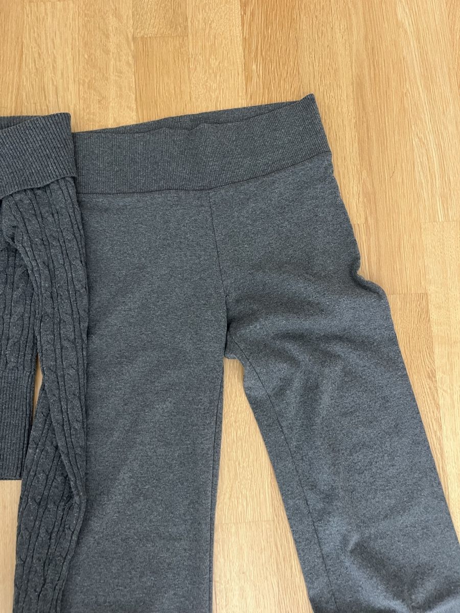 Bershka Lotti di vestiti: Set ensemble gris haut et bas  – Nuovo (secondo la descrizione) da Neuchâtel venduto da Ariane_vn00 2