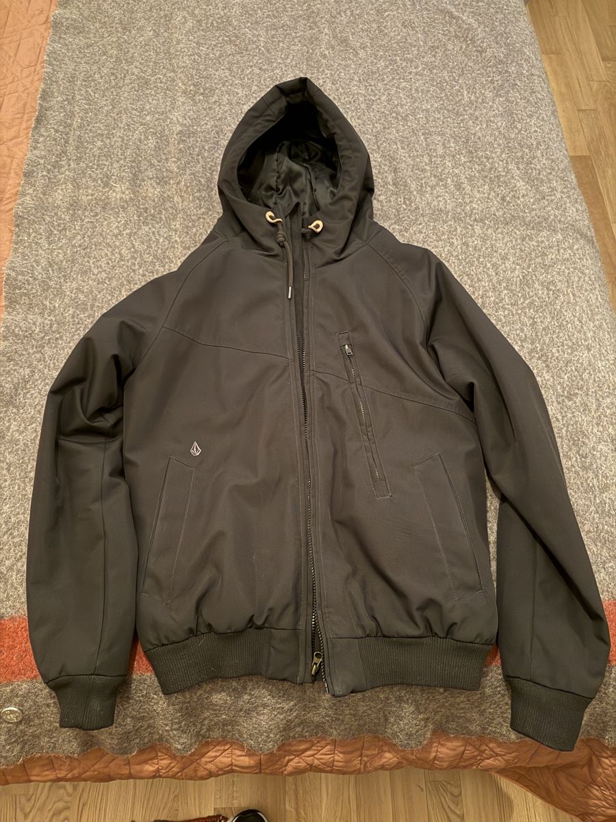 Volcom Jacken: Volcom Winterjacke Grosse M Sehr Gute Zustand – Gebraucht aus Schliern b. Köniz von 505SR2.0