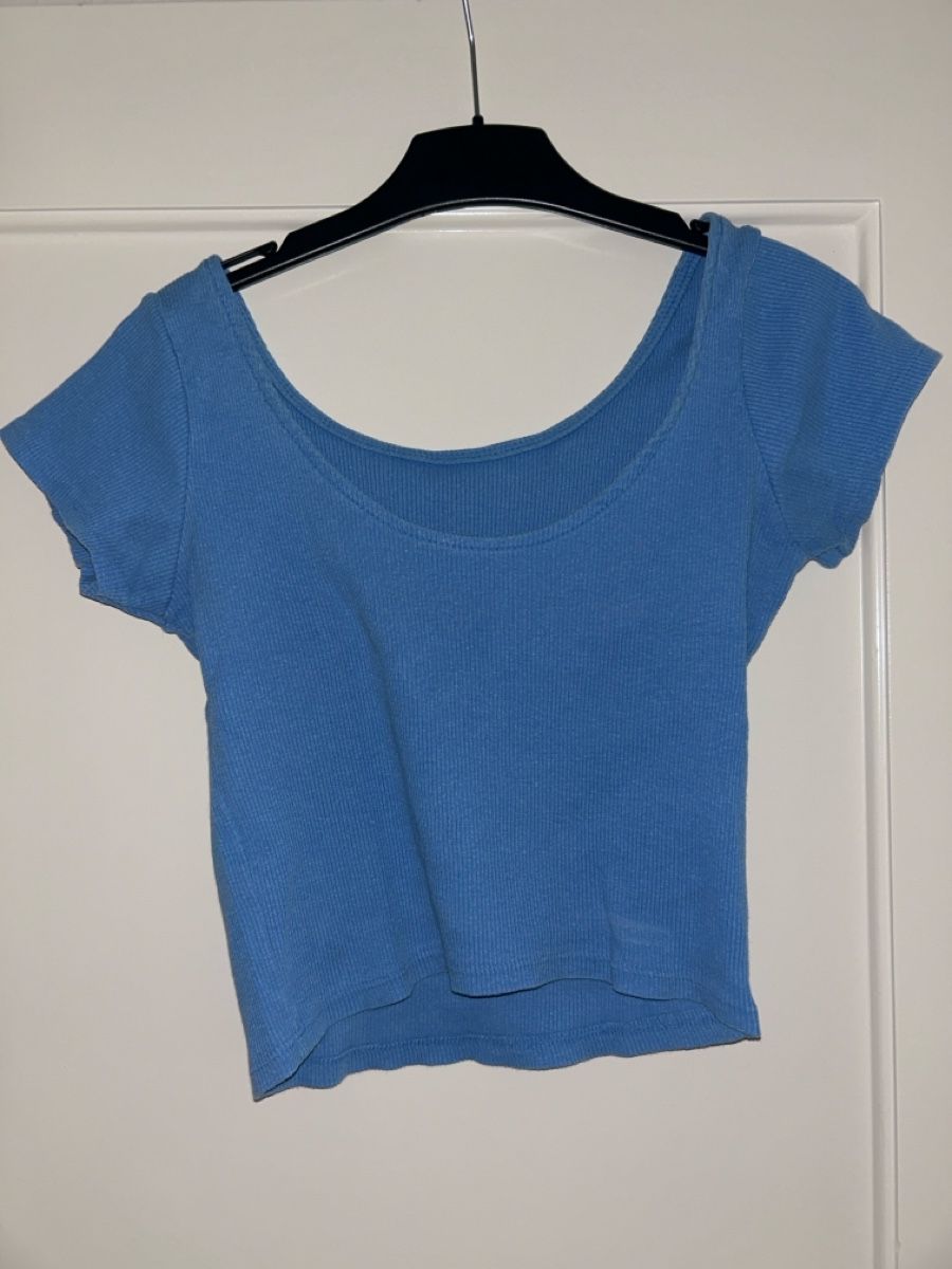 Camicette, T-shirt & Top: Crop top bleu - taille S – Usato da Savigny venduto da Althea0202