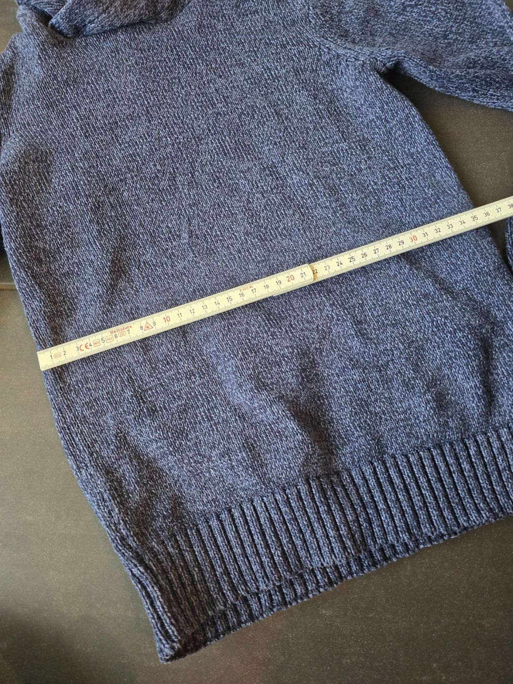 Pullover & Sweatshirts: Pullover, Grösse 134 – Gebraucht aus Unterentfelden von Panda-87 3