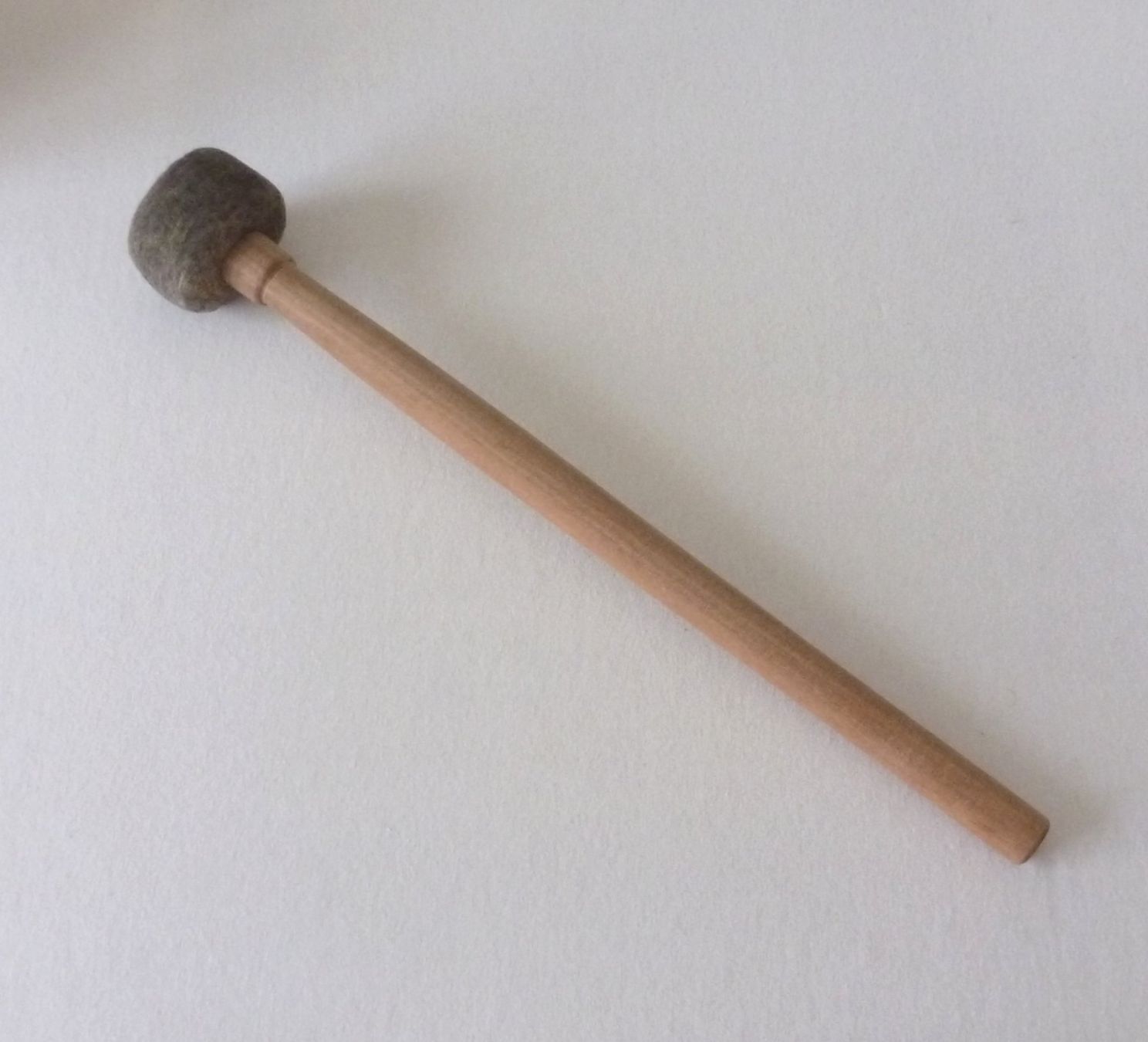 Strumenti musicali: Klangstab - mit Filzauflage gross – Nuovo e nell'imballaggio originale da Mauren venduto da Yeelen 1