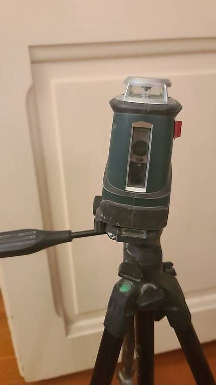 Tutte le macchine: Laser bosch avec support et trépied  – Usato da Montreux venduto da rao_r66l 3